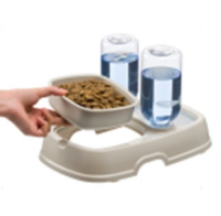 Поднос TOTA 2 с универсальным креплением для двух бутылочек, в комплекте одна бутылочка.