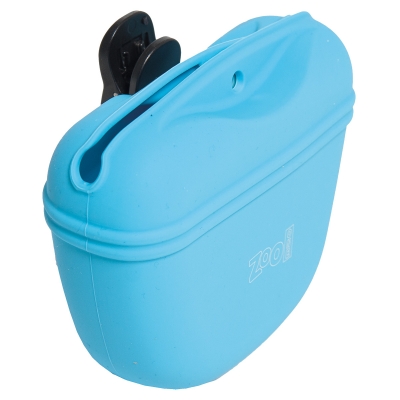 Сумочка для лакомств силиконовая с магнитным замком (голубая)