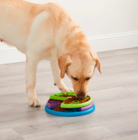 Игра-головоломка Nina Ottosson Lickin'Layers для собак 2 уровень сложности [средний] для медленного поедания