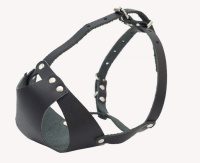 Намордник кожаный цельнокроеный мопс