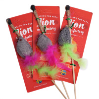 ЭКО Дразнилка-удочка для кошек Lion Мышь с перьями LMG-K0136-E 42 см