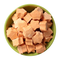 Лакомство Ranova для кошек сублимированное Звёздочка для зубов с курицей и морковью, 36 г