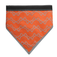 Бандана для собак со светоотражающими элементами "Косточки" оранжевая Триол (S,250-270мм)