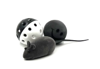 Набор игрушек XW7004 для кошек [2 мяча, мышь], d45мм; d40мм; 60мм